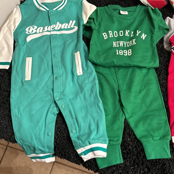 Baby boys baseball outfits bundle - Picture 5 of 5